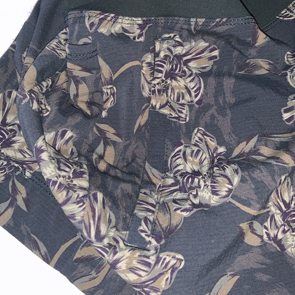 ATHLETA Trekkie North floral print shorts mid rise hiking athletic fabric green - Picture 8 of 13